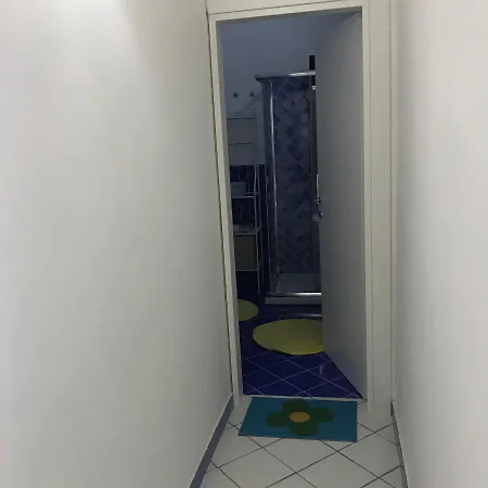 Riva Destra Apartment *